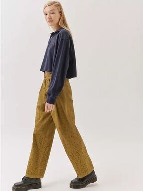 BDG Urban Outfitters Logan Distressed Pleated Pants Olive Green Size Medium